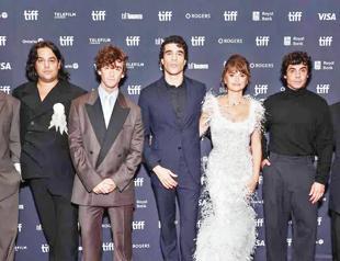 ‘La Bola Negra’ wins big at TIFF, putting it on Oscar path