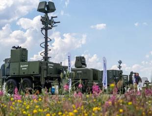 Aselsan, Roketsan sign 1.23 billion euro air defense deal