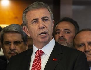 Ankara mayor quits CHP, says to remain independent