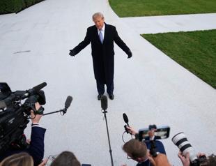 US judge blocks White House ban on journalists
