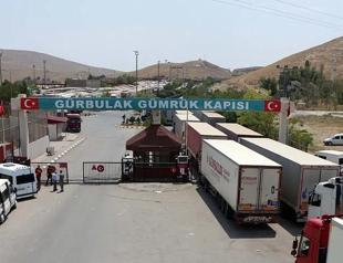 Hundreds of trucks jam Türkiye-Iran border crossing