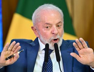 Lula, Bolsonaro trade scandal fire in final scramble for votes