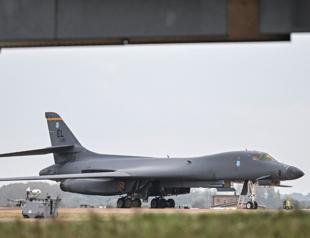 US withdraws all bomber aircraft from UK airbase