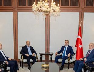 Turkish foreign minister meets Hamas political bureau chief in Ankara