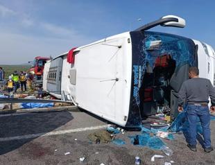 Bus crash kills 11 in western Türkiye