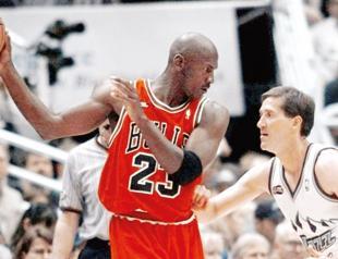Michael Jordan jersey sets record for basketball memorabilia