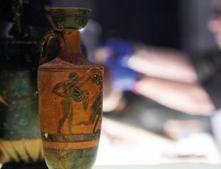 Israel returns 22 artifacts to Greece