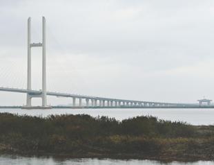 New four-lane bridge opens between China, North Korea