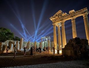 Nighttime museum visits exceed 1.3 million