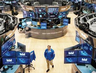 Earnings in focus as AI, Fed keep investors on edge