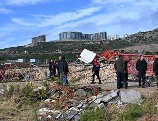Tornado kills four in Antalya as floods hit Istanbul