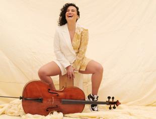 Cellist and singer Nesrine to perform in Izmir for first time