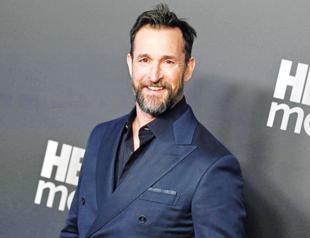 Noah Wyle named People’s Sexiest Man Alive for 2026