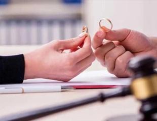 Türkiye’s ruling party reworks alimony reform proposals