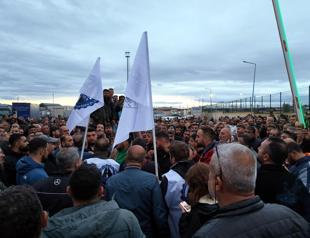 Turkish truckers halt border crossings over Schengen limits