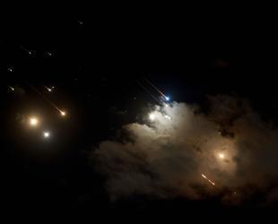 Iran launches barrage of missiles at Israel