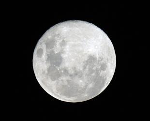 Japan begins research to make Moon habitation reality