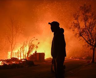 LA fires spread to Hollywood Hills as firefighters struggle to contain infernos