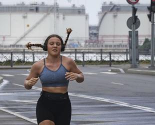 India indicates it will keep buying Russian oil