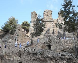 1,800-year-old stadium unearthed in Antalya’s Syedra Ancient City