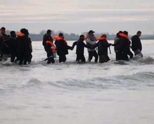 EU countries on edge over migrant burden-sharing