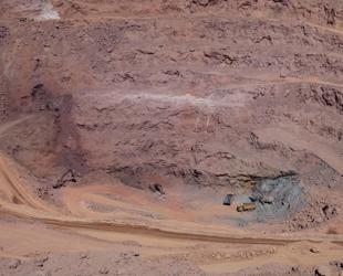 China halts export ban to US of some dual use materials