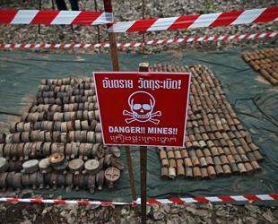 Thailand suspends Cambodia deal after landmine injures troops