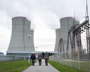 Czech Republic plans $19 bln nuclear expansion to double output