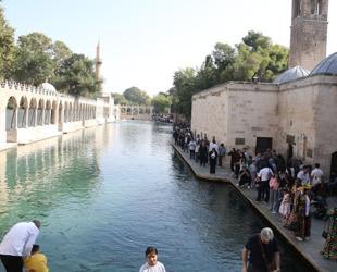 Schools set to resume after week-long break marked with travel rush