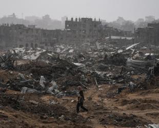 Gaza floods, cold worsen humanitarian conditions for displaced Palestinians