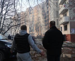 Russian strikes kill 10 as Zelensky tries to revive peace efforts in Türkiye