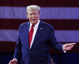 Trump warns Israel not to interfere in Syria