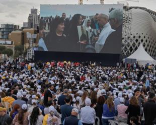 Pope Leo ends 1st foreign trip with prayer at Beirut blast site