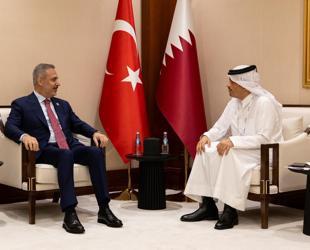 Turkish FM meets Qatari premier on sidelines of Doha Forum