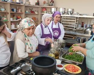 İzmir moves to preserve fading village recipes