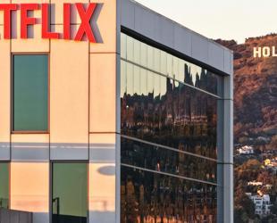 Paramount’s Warner Bros bid raises some political questions