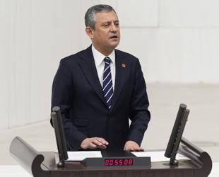 Özel slams government’s economic record in budget debate