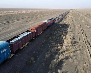 Windswept Kazakh rail hub at the heart of China-Europe trade