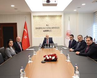 Wage panel meets without worker representatives