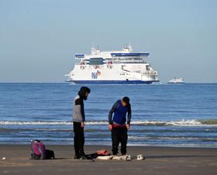 Small boat migrant crossings resume in English Channel