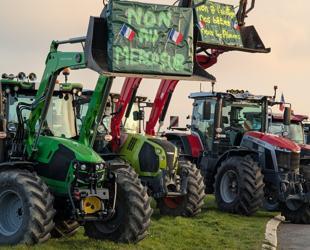 France demands EU-Mercosur trade pact signing be put off