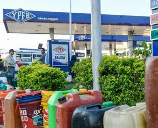 New Bolivian leader ends fuel subsidies after 20 years of leftist rule