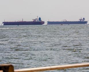 Venezuela reacts defiantly to US oil blockade