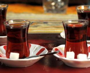 Some companies found adding food dye to tea