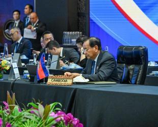 Cambodia asks Thailand to move border talks to Malaysia