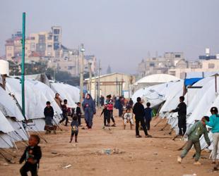 Gazans fear renewed displacement as Israel says no full withdrawal