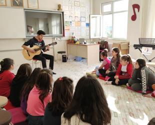 Education Ministry probes ‘influencer teachers’ over social media conduct