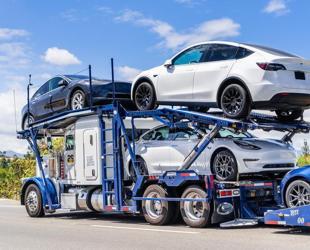 US probing difficulty unlocking Tesla doors after accidents