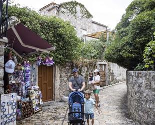 Turkish tour operators relaunch Montenegro routes as visa restrictions lift