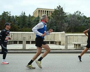 Ankara hosts Grand Atatürk Run to mark 106 years since founder’s arrival